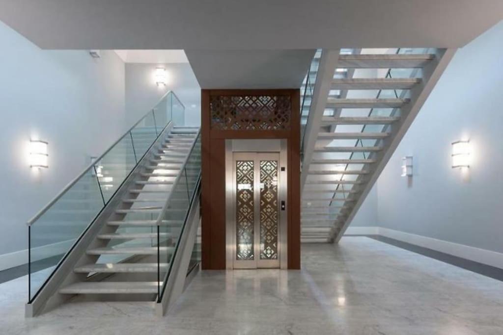 Apartment Downtown Florence, Moderno Con Giardino Buitenkant foto